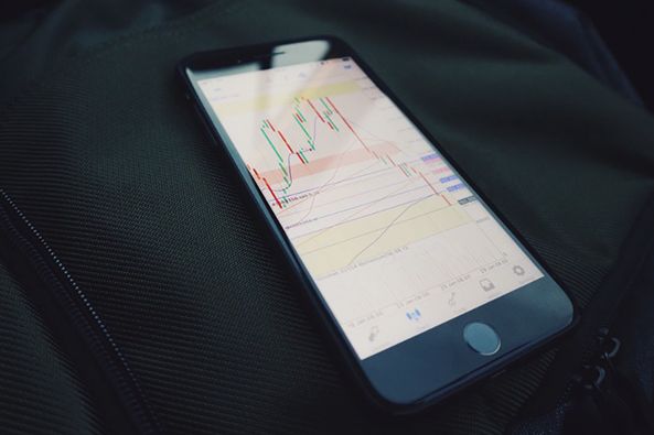 ATFX：美元指數(shù)低位暴漲，歐元及黃金受到壓制